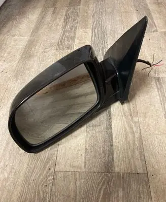 Hyundai Santa Fe Front door electric wing mirror 876202B110