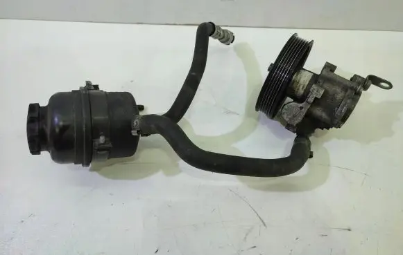 BMW 3 E90 E91 Power steering pump