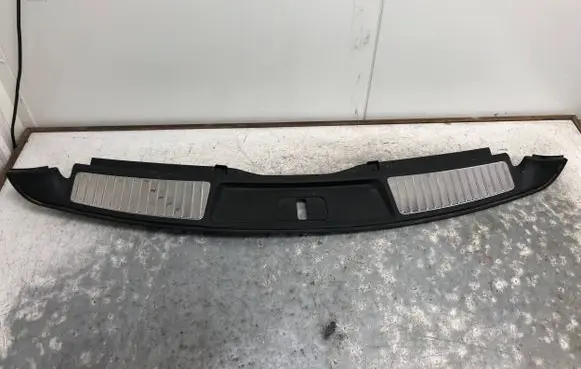 Opel Insignia A Trunk/boot sill cover protection 13222434
