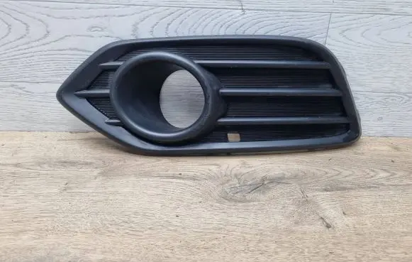 Honda HR-V Front bumper lower grill 71175T7AJ1