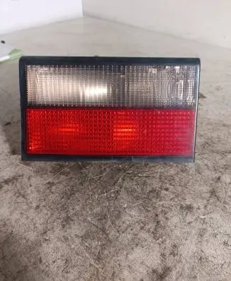 Citroen Xantia Tailgate rear/tail lights 91030