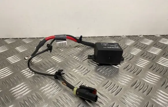 Mercedes-Benz C W204 Battery relay fuse A0035422619