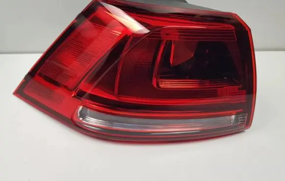 Volkswagen Golf VII Rear/tail lights 5G0945095P