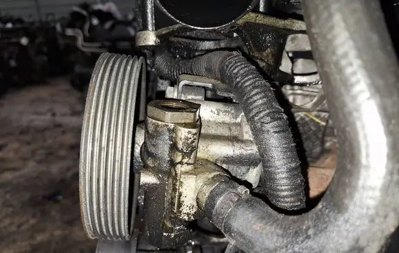 Citroen Berlingo Power steering pump