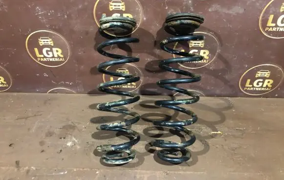 Volkswagen Touran I Rear coil spring