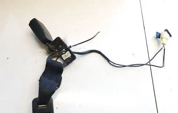 Citroen C4 I Middle seatbelt buckle (rear) 7122989