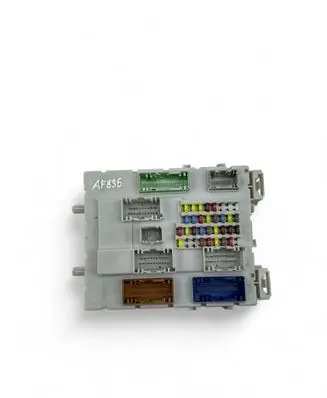 Ford Focus Fuse module F1FT14014