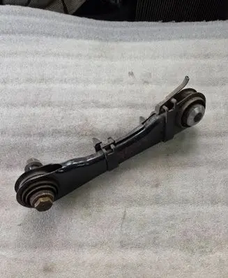 BMW 5 G30 G31 Rear upper control arm/wishbone 6867537