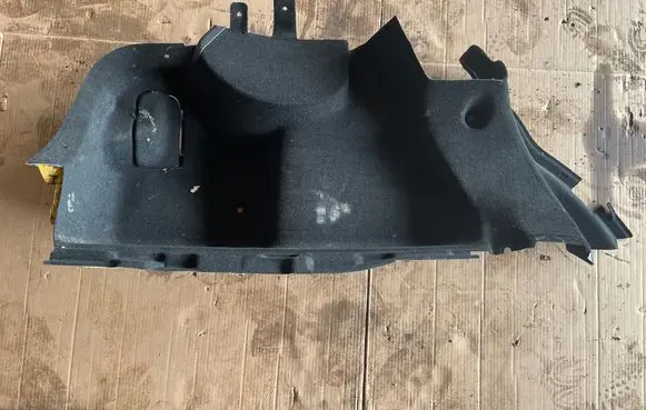 Renault Latitude (L70) Trunk/boot lower side trim panel 