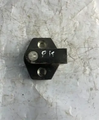 BMW 5 E39 Front door lock loop/hook striker 8176350