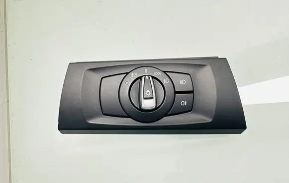 BMW 3 E90 E91 Light switch 9169404