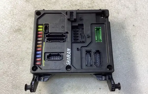 Volkswagen Sharan Comfort/convenience module 7M3962258AF S120042100B S108152001