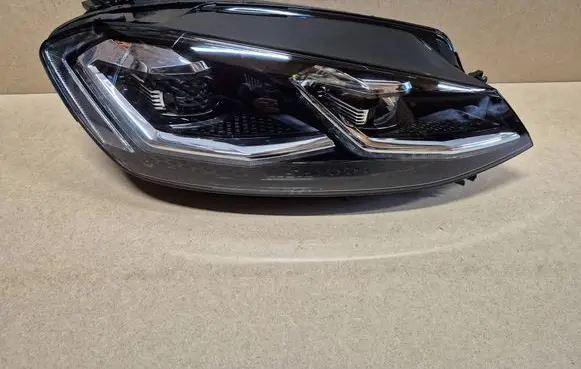 Volkswagen Golf VII Headlight/headlamp 5G1941036