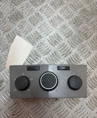 Opel Astra H Climate control unit 90151242 901512420004 13122965