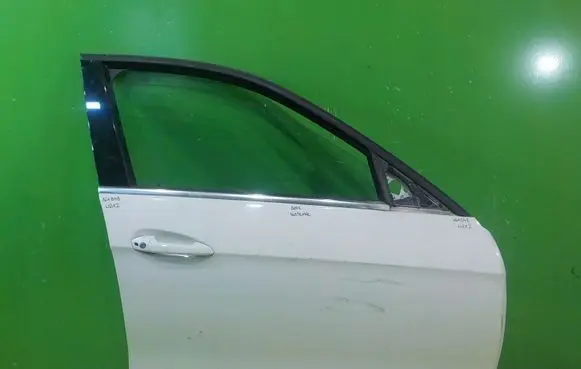 Mercedes-Benz E W212 Front door PRZOD 16AB48 EB64279670B94E3781