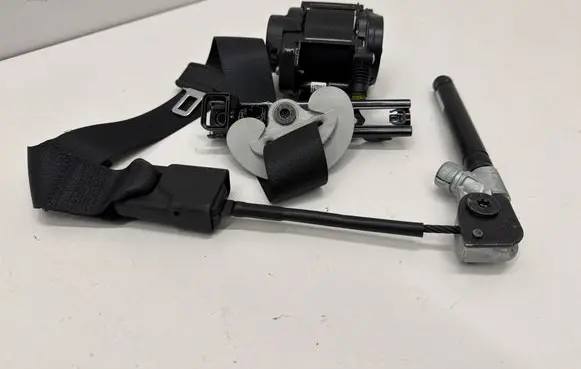Tesla Model Y Front seatbelt 1493803C1C CZ723033R00475