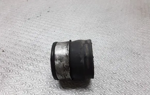 Volkswagen Jetta IV Intercooler hose/pipe