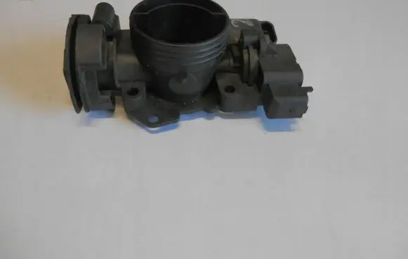 Peugeot 206 Throttle valve 9642473280