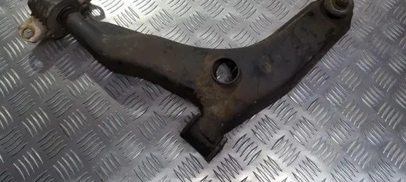 Volvo S40, V40 Front lower control arm/wishbone