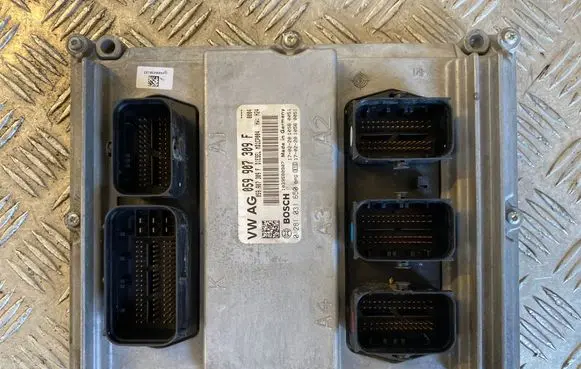Audi A4 S4 B9 Engine control unit/module 059907309F 0281031650