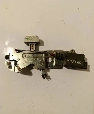 Renault Master II Sliding door lock A00272