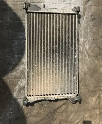 Ford Focus Coolant radiator XS4H8C342DB 98AB8005MF