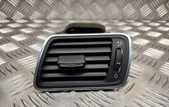 Volkswagen PASSAT B6 Dashboard side air vent grill/cover trim 35D819701