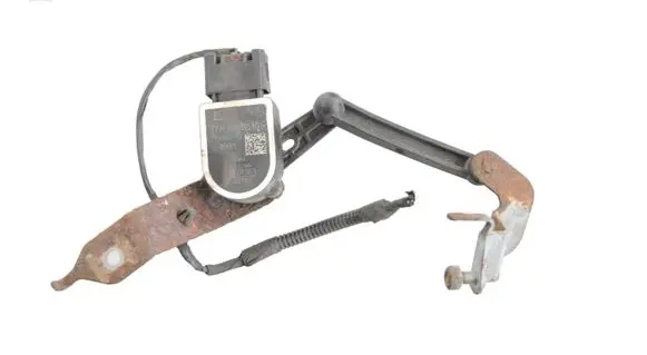 BMW 4 F36 Gran coupe Rear air suspension level height sensor 6861351