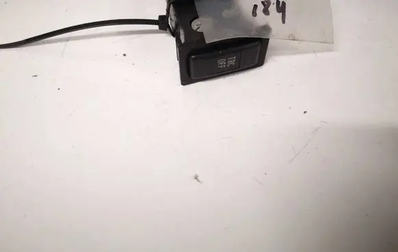 Toyota Avensis T250 Traction control (ASR) switch TR8801