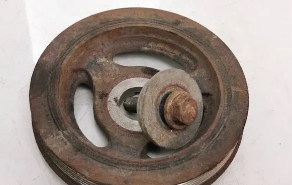 Peugeot 207 Crankshaft pulley 9654961030K