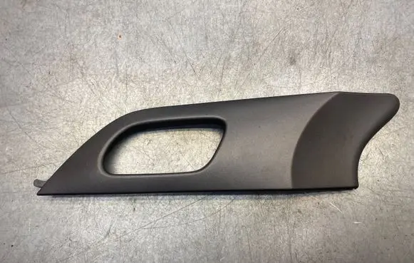 Peugeot 407 Other front door trim element 964353137702