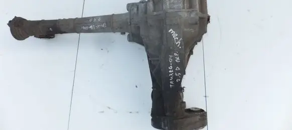 Volkswagen Touareg I Front differential 