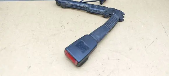 BMW 3 E90 E91 Front seatbelt buckle 7213564