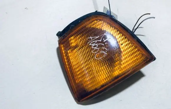 Audi 80 90 B3 Front indicator light 130523002