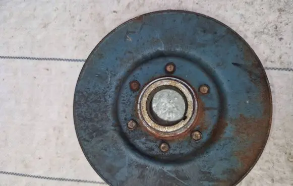 Nissan Patrol 260 Crankshaft pulley