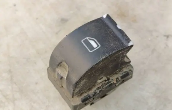Audi A4 S4 B7 8E 8H Electric window control switch 8E0959855