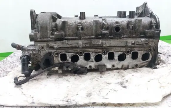 Opel Corsa D Engine head 55188595