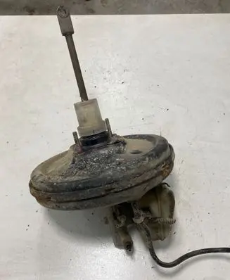 Opel Astra G Brake booster 90498034 093P