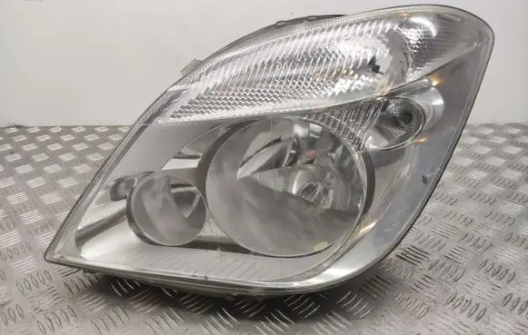 Mercedes-Benz Sprinter W906 Headlight/headlamp
