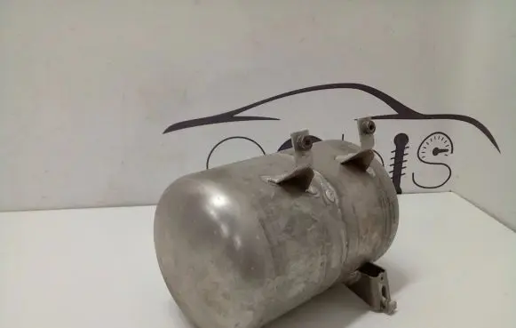 Mercedes-Benz GLE W167 Vacuum air tank A1673206904
