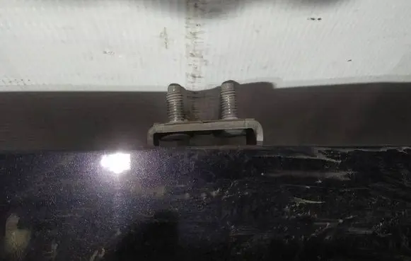 Hyundai i30 Tailgate/trunk/boot hinge