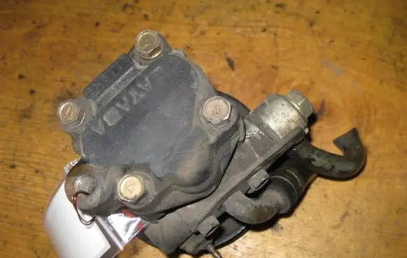 Mitsubishi Galant Power steering pump