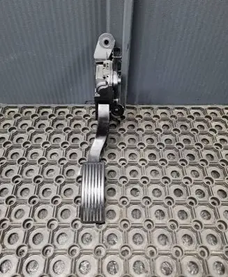 Hyundai i20 (GB IB) Accelerator throttle pedal 327001RXXX