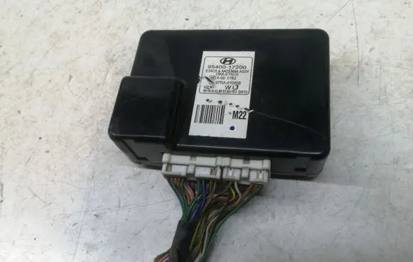 Hyundai Matrix Antenna control unit 9540017200
