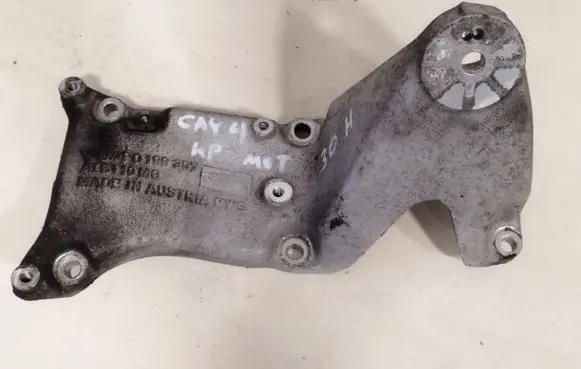 Porsche Cayenne (92A) Engine mounting bracket 7P0199307