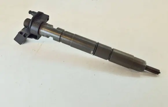 Audi A6 S6 C6 4F Fuel injector 059130277AJ