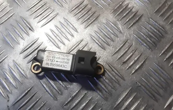 Audi A3 S3 8L Airbag deployment crash/impact sensor 8L0959643C