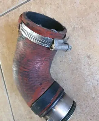 Audi A4 S4 B6 8E 8H Intercooler hose/pipe 038131111A