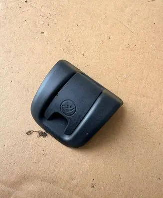 Audi A3 S3 8P ISOFIX cover 8P0887233A