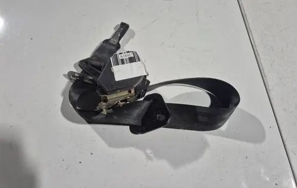 Peugeot 807 Rear seatbelt